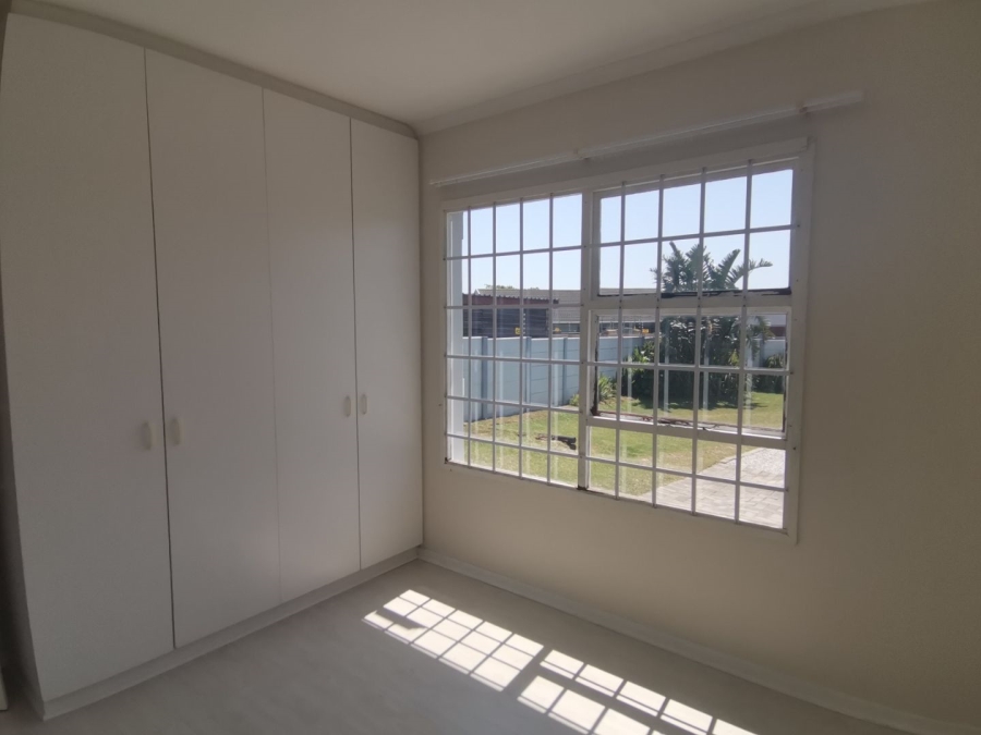 2 Bedroom Property for Sale in Sherwood Eastern Cape